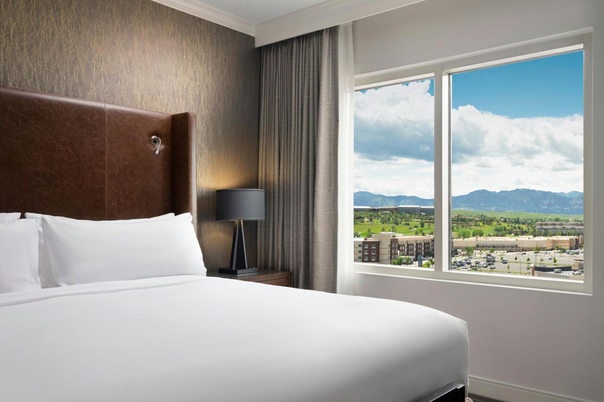 Renaissance Boulder Flatiron Hotel Broomfield Exterior photo